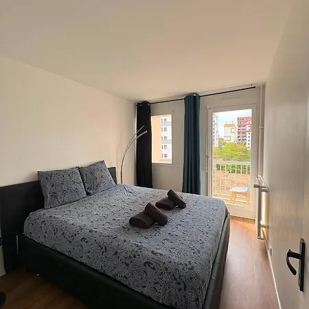 Grand Proche De Paris Apartamento